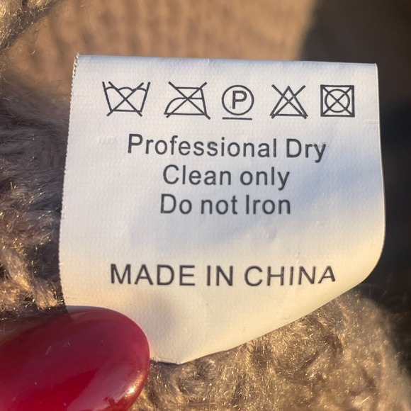 Linda Richards Luxury Fur Trimmed Mohair Cape Sweater - Picture 7 of 12